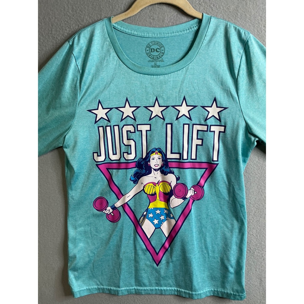 DC Comics Tee Shirt Women's XXL Wonder‎ Woman Just Lift Graphic T-Shirt